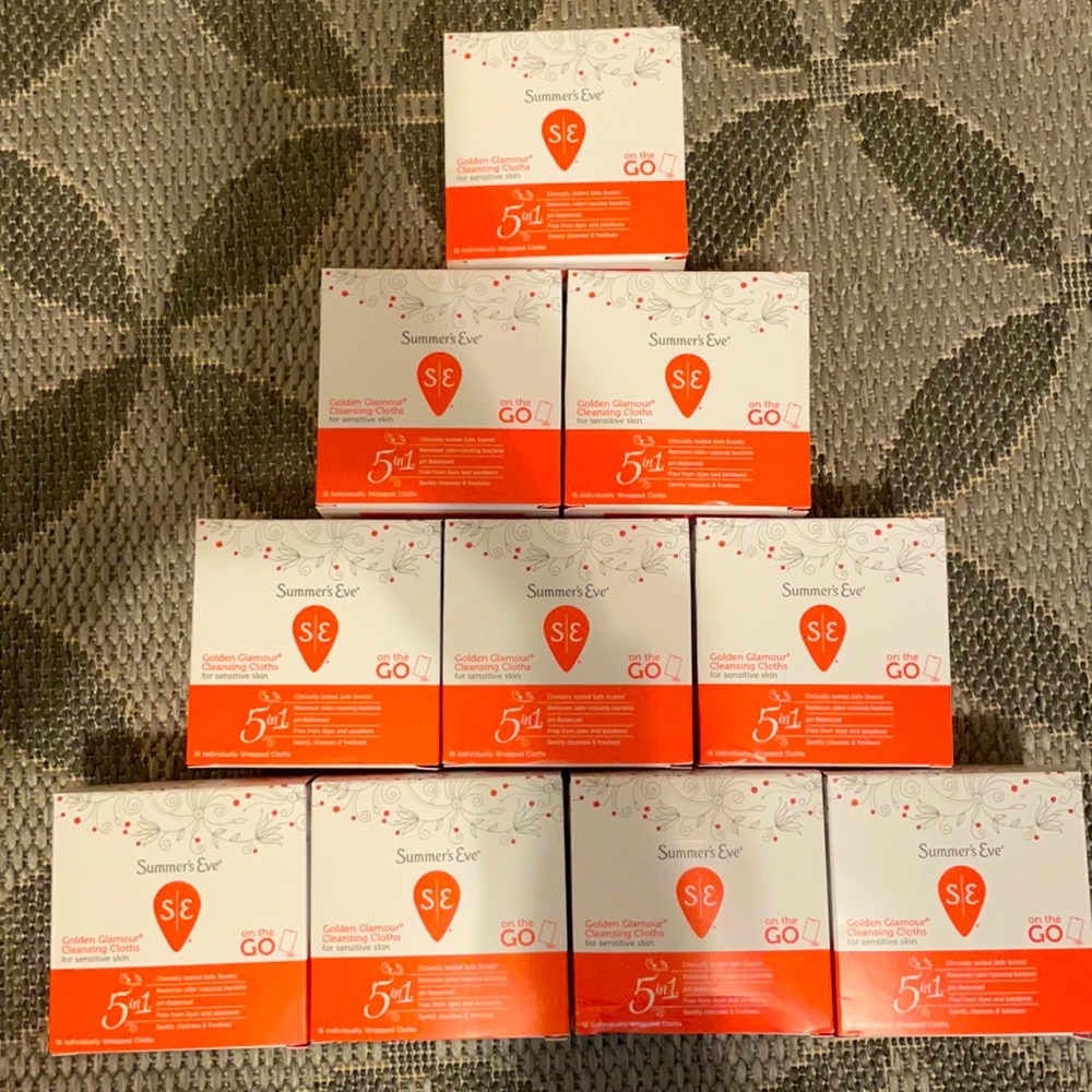10 Summer’s Eve Golden Glamour Cleansing Cloths / Wipes